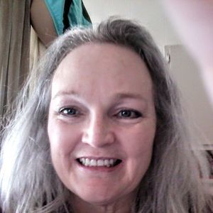 Meet your Posher, Traci